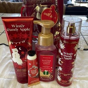 Bath and Body Works winter candy apple gift set